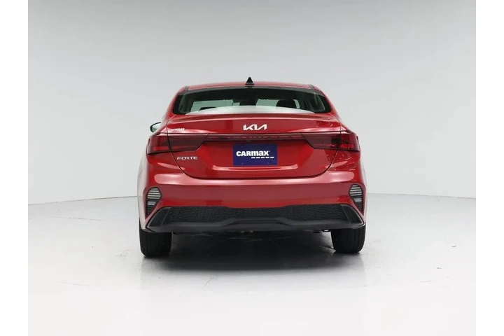 $18998 : Kia Forte 2024 LXS 4dr Sedan image 6