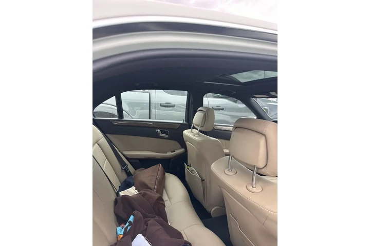$10900 : Mercedes-Benz E-Class 2011 A image 6