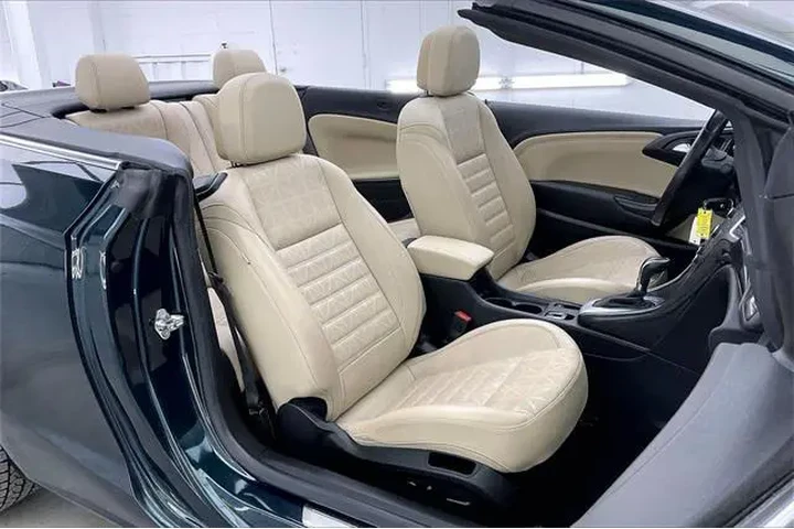 $18990 : Buick Cascada 2018 Sport Tou image 7