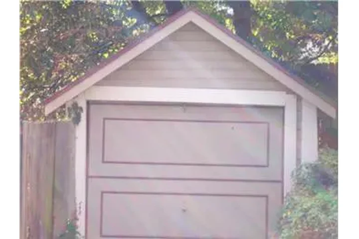 $710 : Rental property with 1 bedro image 10