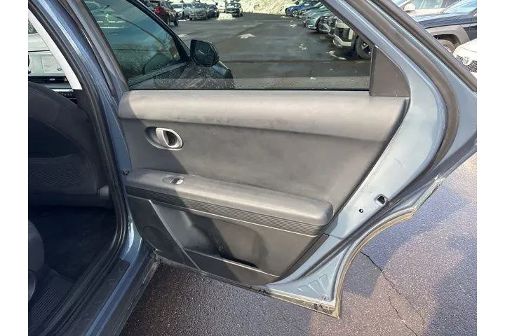 $23000 : Hyundai IONIQ 5 2023 AWD SE image 9