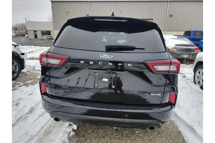 $21943 : Ford Escape 2023 AWD ST-Line image 5