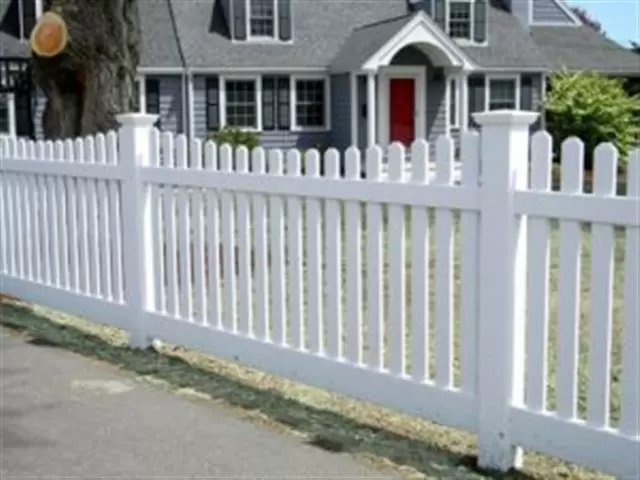 Benefits of PVC Vinyl Fencing image 1