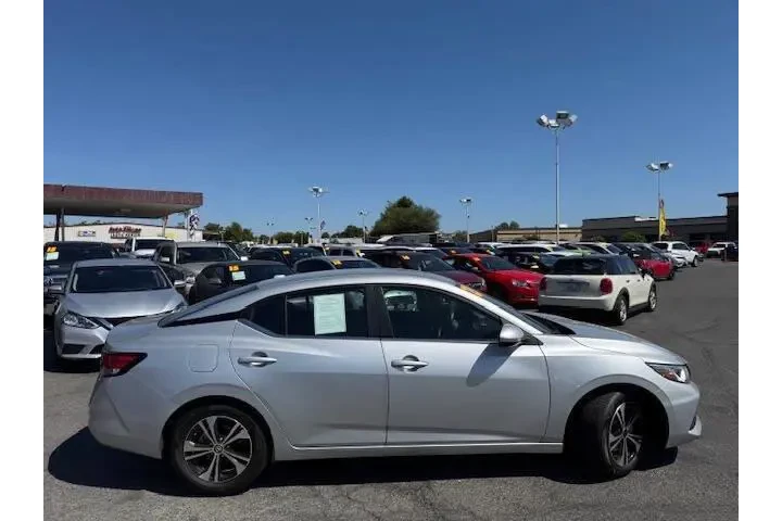 $19626 : Nissan Sentra 2023 SV 4dr Se image 8