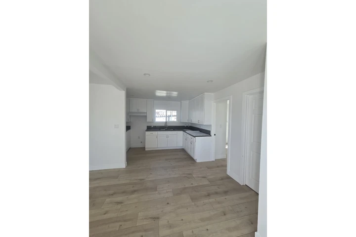 $2300 : Rento 2 rec en Los Angeles image 4