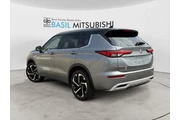 $28999 : Mitsubishi Outlander 2024 AW thumbnail
