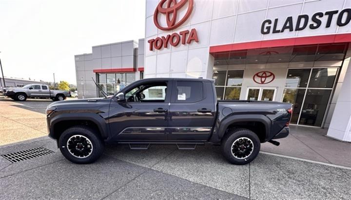 $50800 : 2024 Tacoma Hybrid TRD Off-Ro image 2