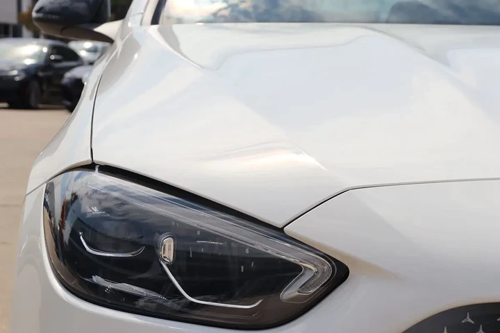 $43998 : 2025 C 300 Sedan image 6