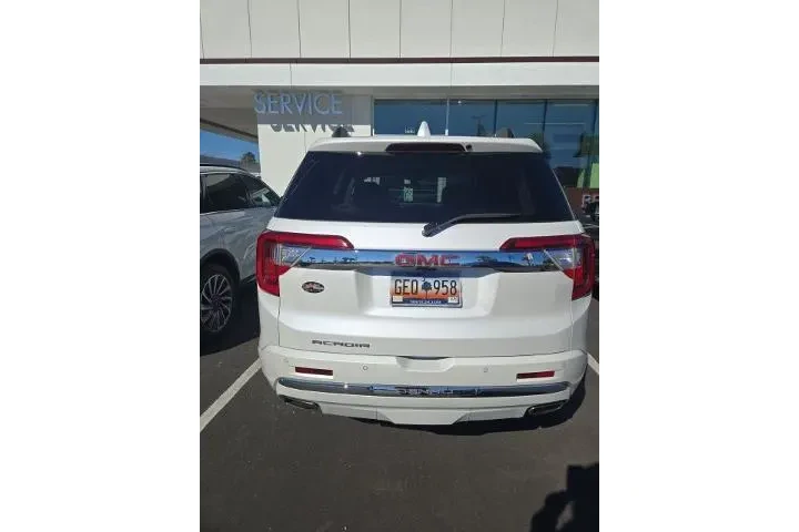 $35623 : GMC Acadia 2023 Denali 4dr S image 5