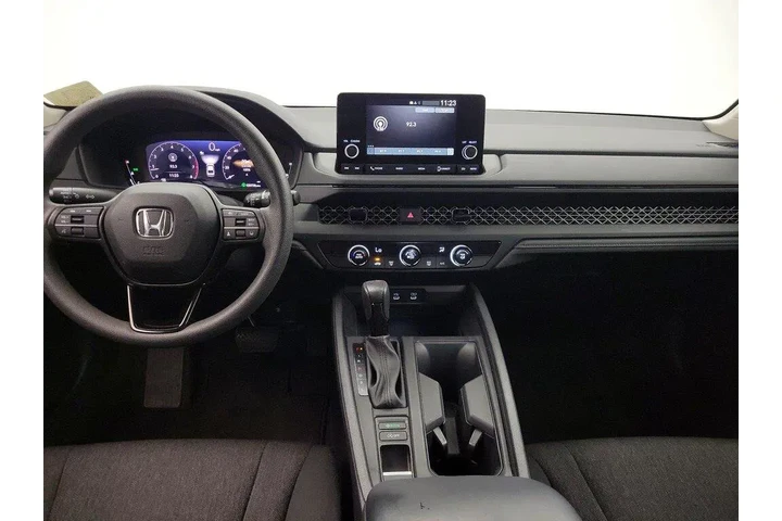 $24998 : Honda Accord 2023 LX 4dr Sed image 9