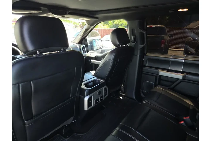 $32989 : Ford F-150 2019 4x4 Lariat 4 image 2