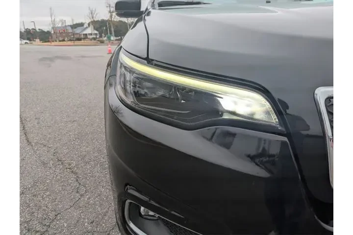 $16989 : Jeep Cherokee 2019 4x4 Limit image 10