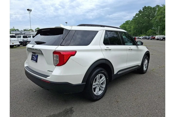 $33500 : Ford Explorer 2024 AWD XLT 4 image 7