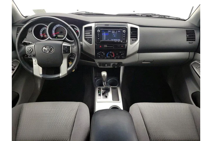 $22998 : Toyota Tacoma 2015 4x2 PreRu image 9