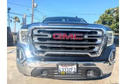$31995 : 2021 GMC Sierra 1500 2WD Crew thumbnail