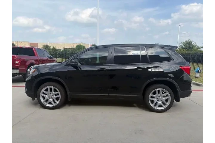 $37995 : Honda Passport 2025 AWD EX-L image 7