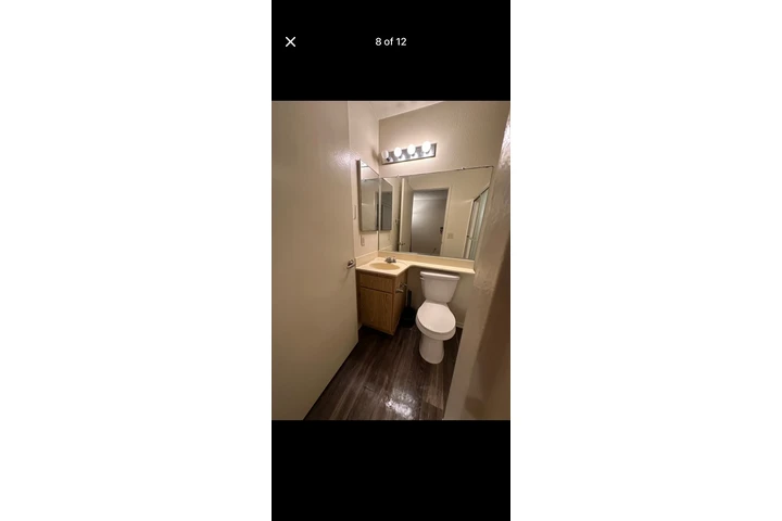 $1300 : Cuarto en renta con baño priva image 3