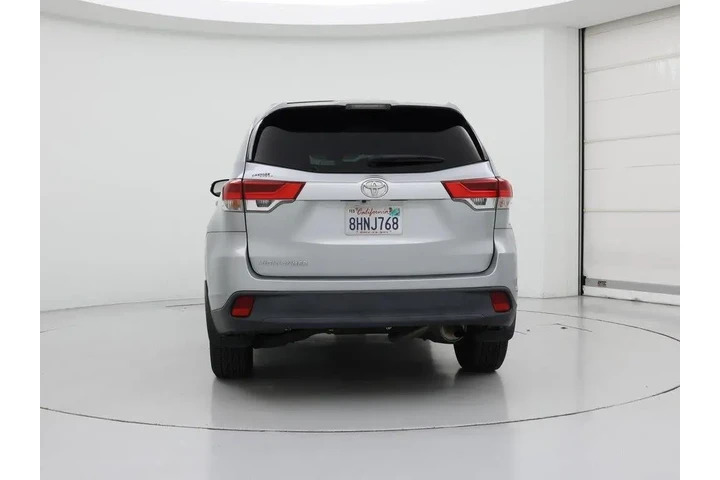 $24998 : Toyota Highlander 2019 LE 4d image 6