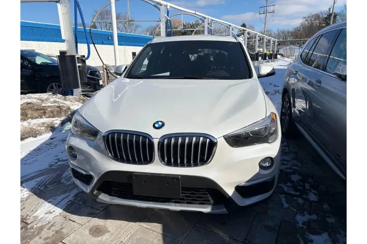 $15995 : 2018 X1 image 2