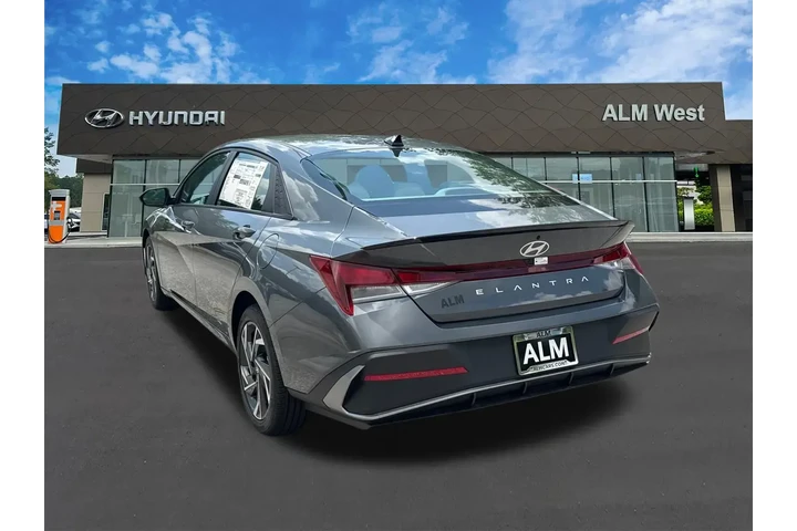 $21846 : Hyundai ELANTRA 2025 SEL Spo image 7