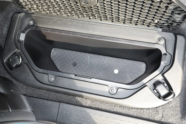 $40988 : 2025 1500 Big Horn 4x4 Crew C image 9