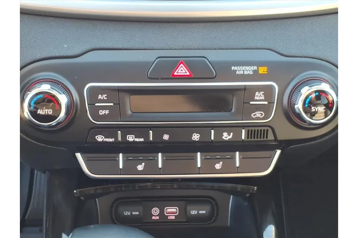 $15900 : Kia Sorento 2020 AWD EX V6 4 image 8