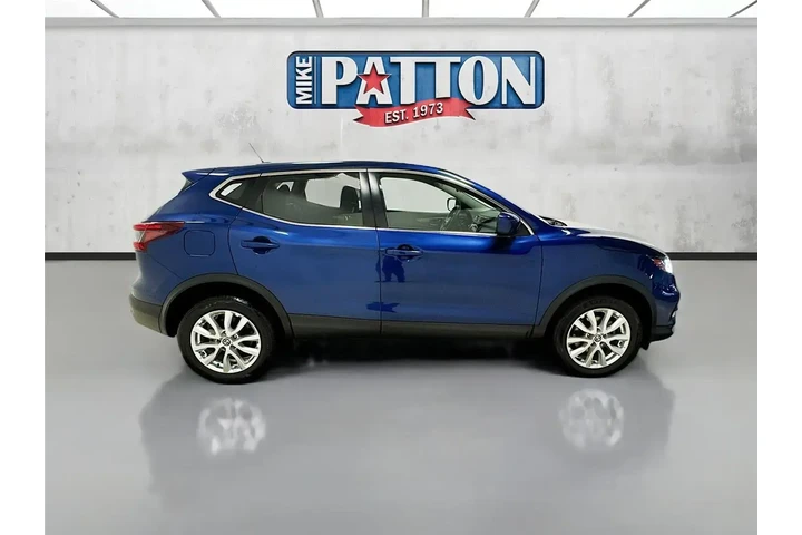 $15493 : Nissan Rogue Sport 2021 S 4d image 8
