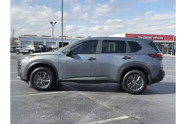 $20374 : Nissan Rogue 2023 AWD S 4dr image 2