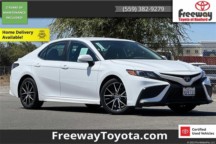 $28894 : Camry SE image 1