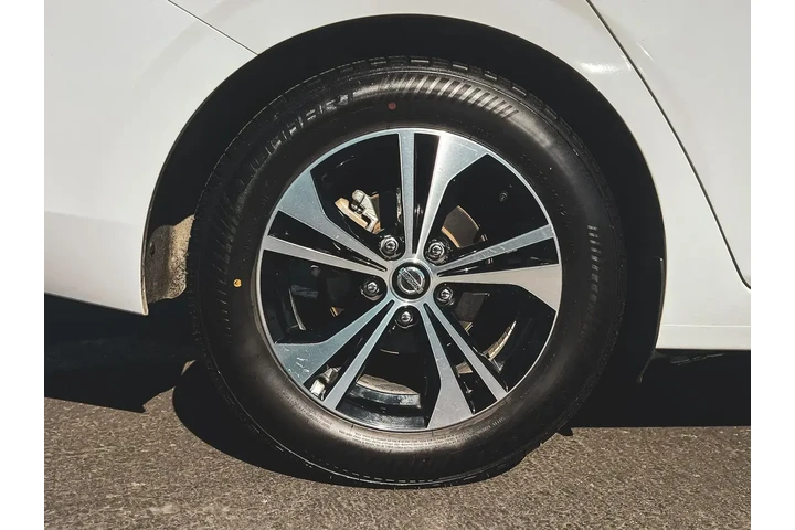 $17961 : Nissan Sentra 2023 SV 4dr Se image 3