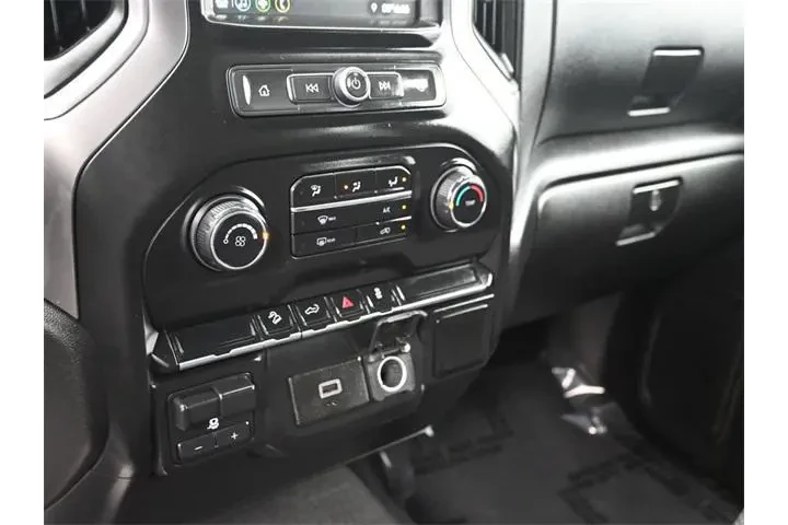 $32135 : Chevrolet Silverado 1500 201 image 10