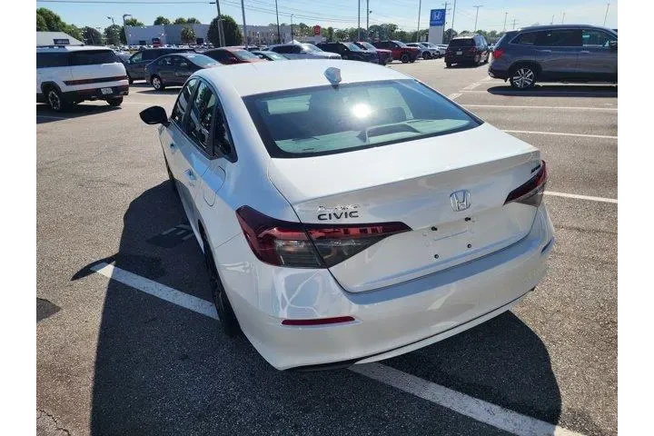 $27750 : Honda Civic 2026 Sport 4dr S image 6