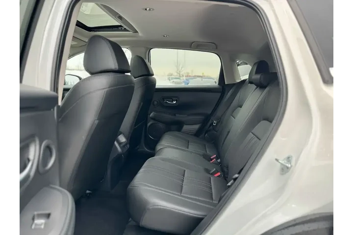 $29854 : Honda HR-V 2026 AWD EX-L 4dr image 10