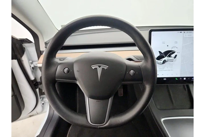 $29998 : Tesla Model 3 2022 AWD Long image 10