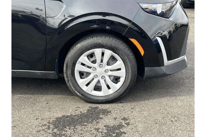 $16999 : Kia Soul 2023 LX 4dr Crossov image 7