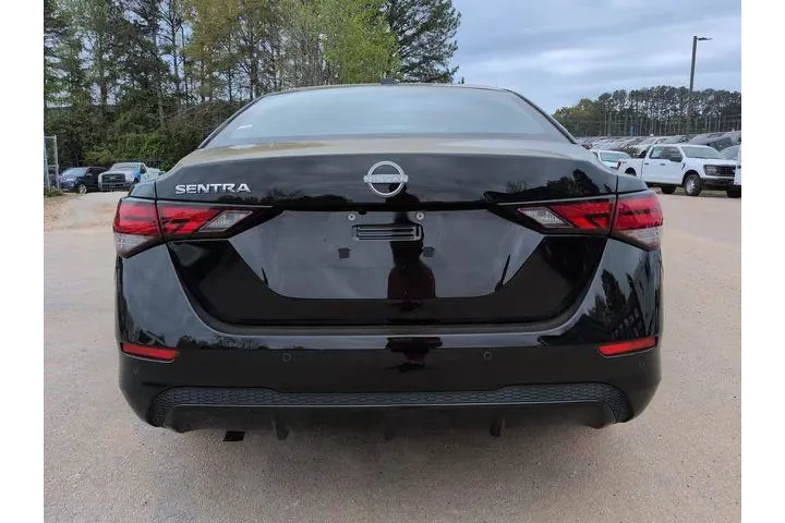 $19395 : Nissan Sentra 2025 SV 4dr Se image 6