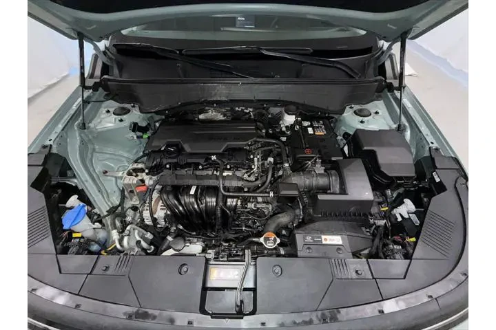 $23995 : Hyundai KONA 2024 AWD SEL 4d image 9