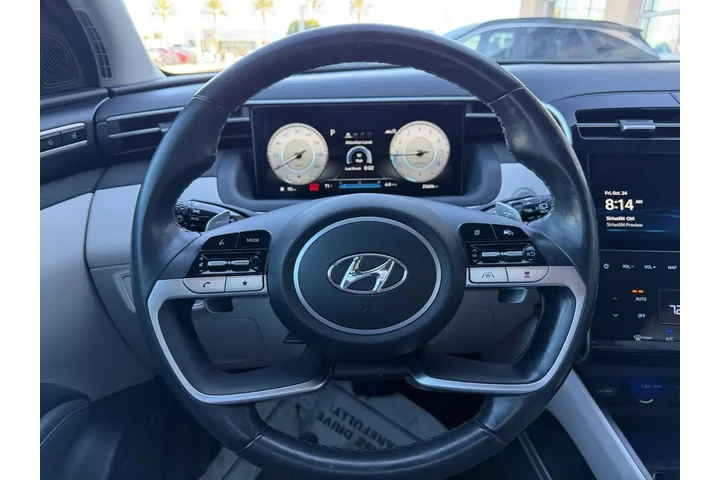 Hyundai TUCSON 2022 AWD Limi image 9