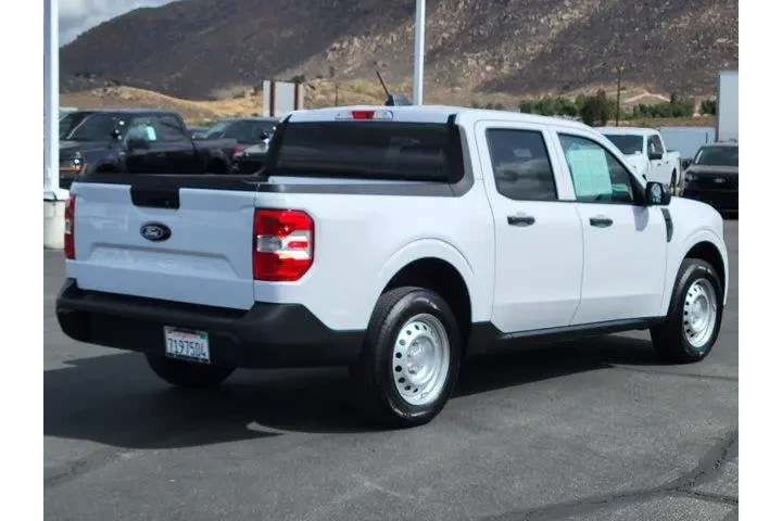 $29840 : Ford Maverick 2025 XL 4dr Su image 2