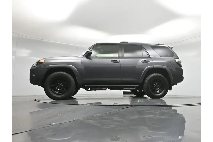 $38773 : Toyota 4Runner 2021 4x4 SR5 image 6