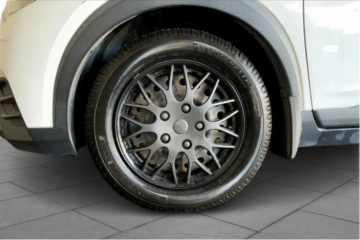 $10828 : Nissan Kicks 2019 S 4dr Cros image 10