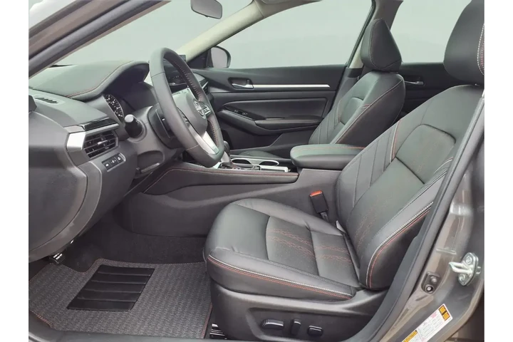 $24995 : Nissan Altima 2025 2.5 SR 4d image 10