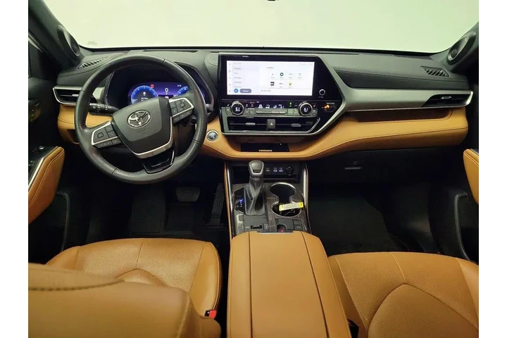 $39998 : Toyota Highlander 2023 Plati image 9