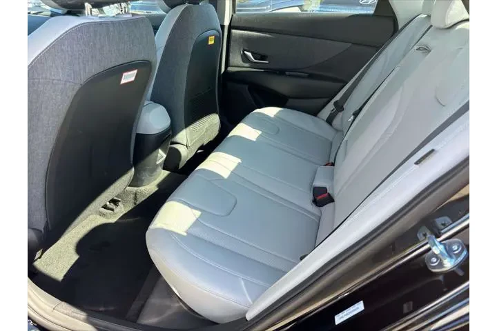 $26185 : Hyundai ELANTRA 2025 Limited image 5