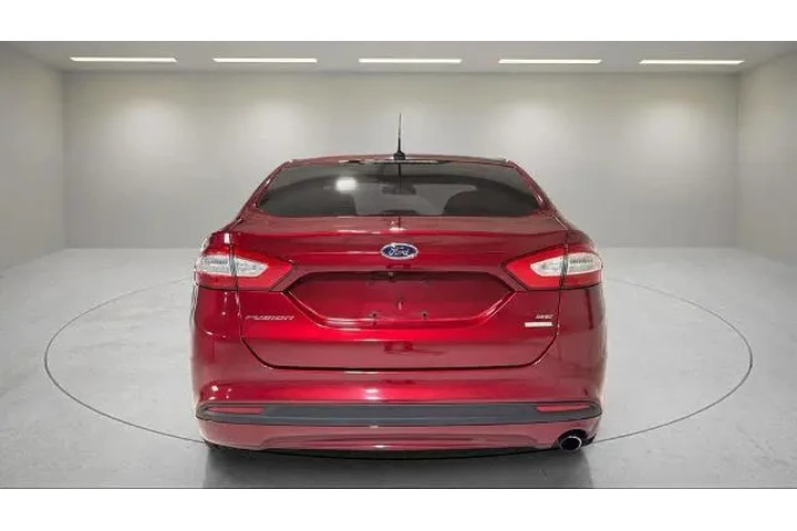 $10495 : Ford Fusion 2016 SE 4dr Seda image 4