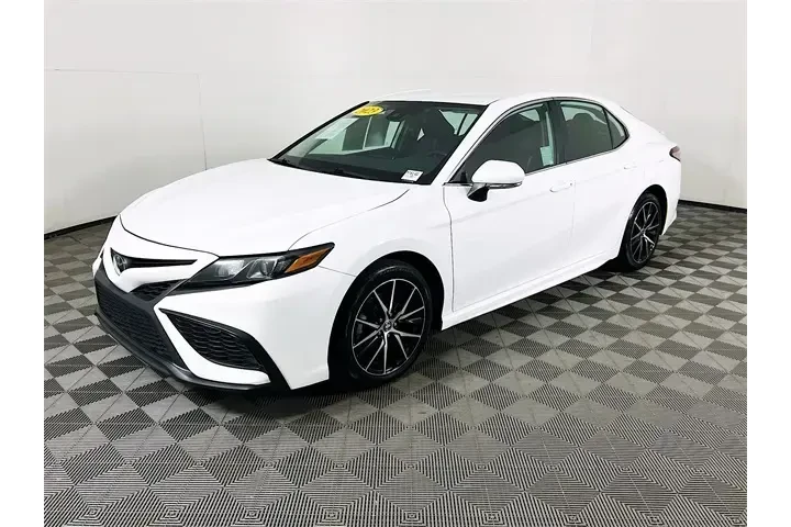 $23800 : Toyota Camry 2023 SE 4dr Sed image 3