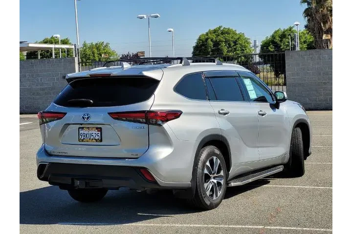 $36600 : Toyota Highlander Hybrid 202 image 4