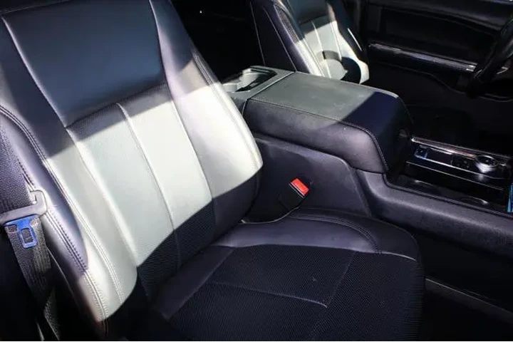 $39530 : Ford Expedition MAX 2023 4x2 image 7