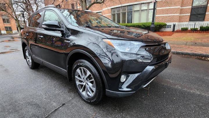 $15995 : 2017 RAV4 Hybrid XLE image 8