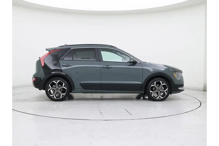 $29998 : Kia Niro 2025 SX Touring 4dr image 7